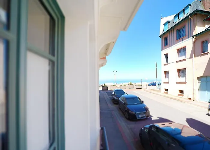 Adele, Vue Mer, Sauna Et